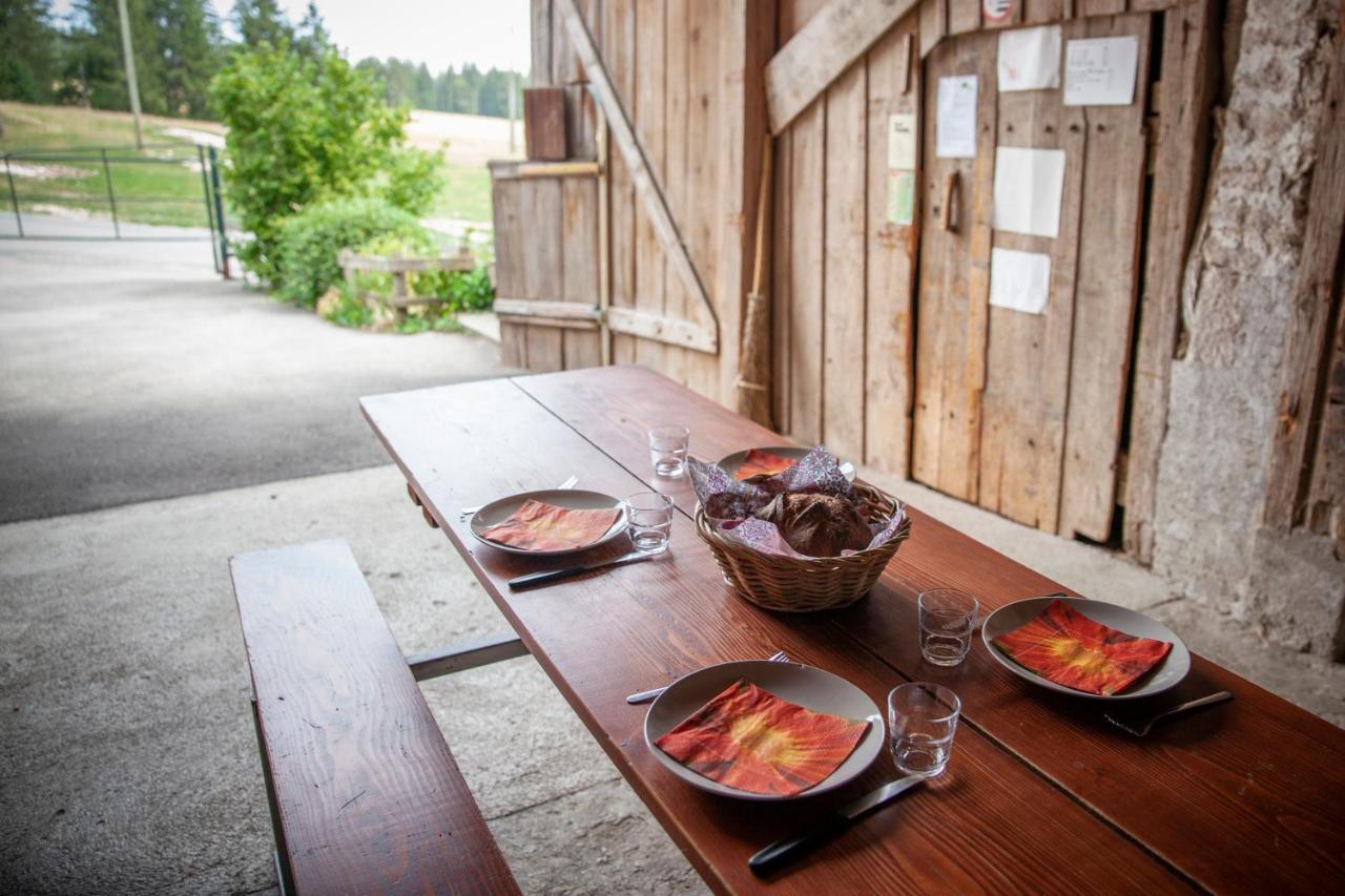Ferme O'Cles Apartment Le Peuchapatte Luaran gambar